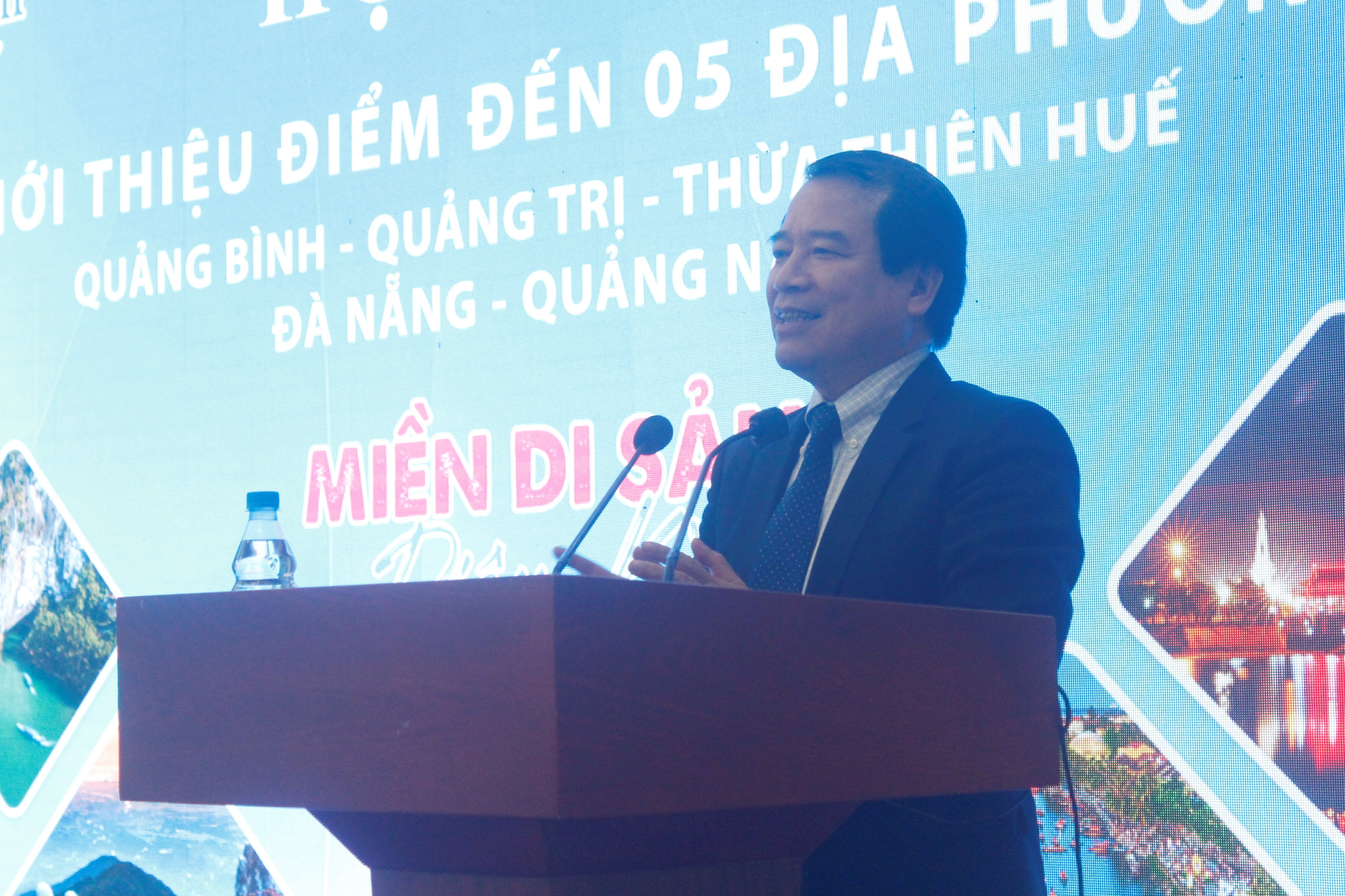 Phó Tổng cục trưởng Tổng cục Du lịch Hà Văn Siêu phát biểu tại hội nghị